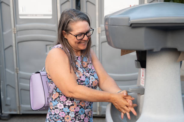 Best Best portable toilet rental  in Forest City, FL